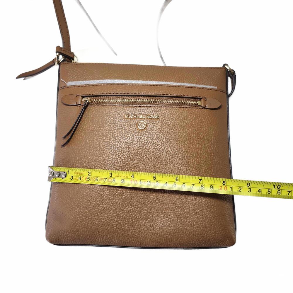 New Michael Kors Jet Set Charm Small North/South Flat Crossbody - Picture 11 of 13